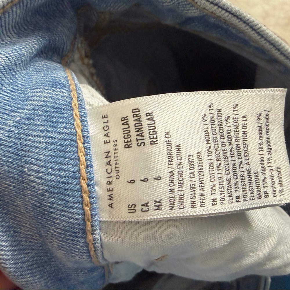 American Eagle Outfitters Sky Blue Ripped High Rise Jeans - Picture 5 of 5